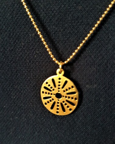 zoom-Collier-doré-Bulle